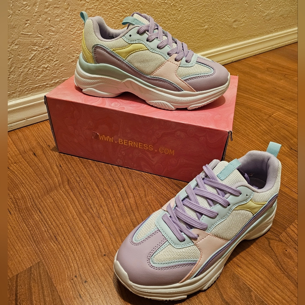 New Berness Multi Color Tennis Shoes